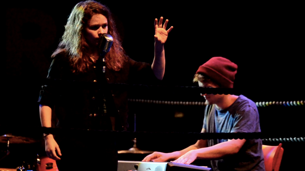 dans dichter dans, spoken word, text on stage