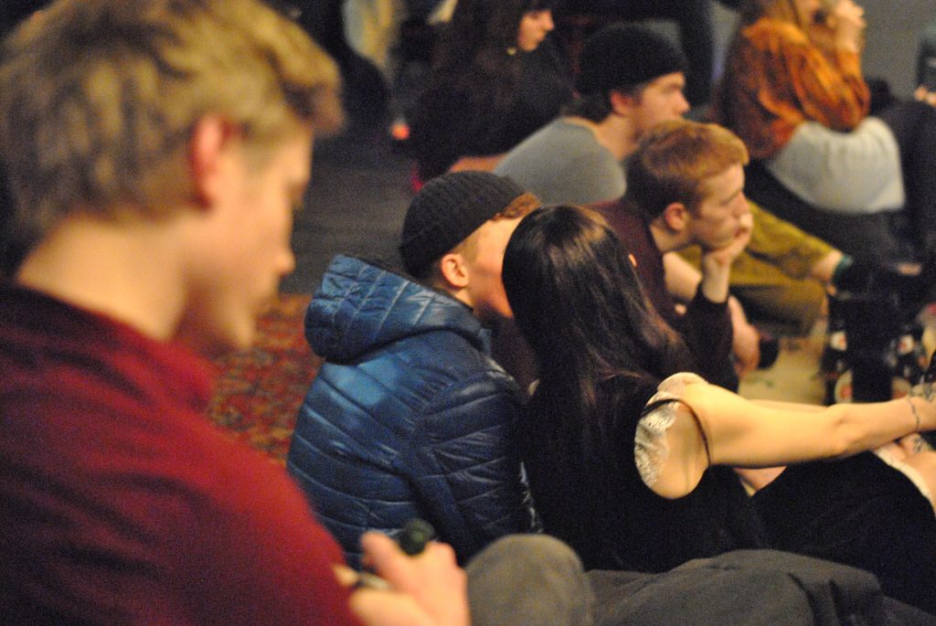 dans dichter dans, spoken word, text on stage